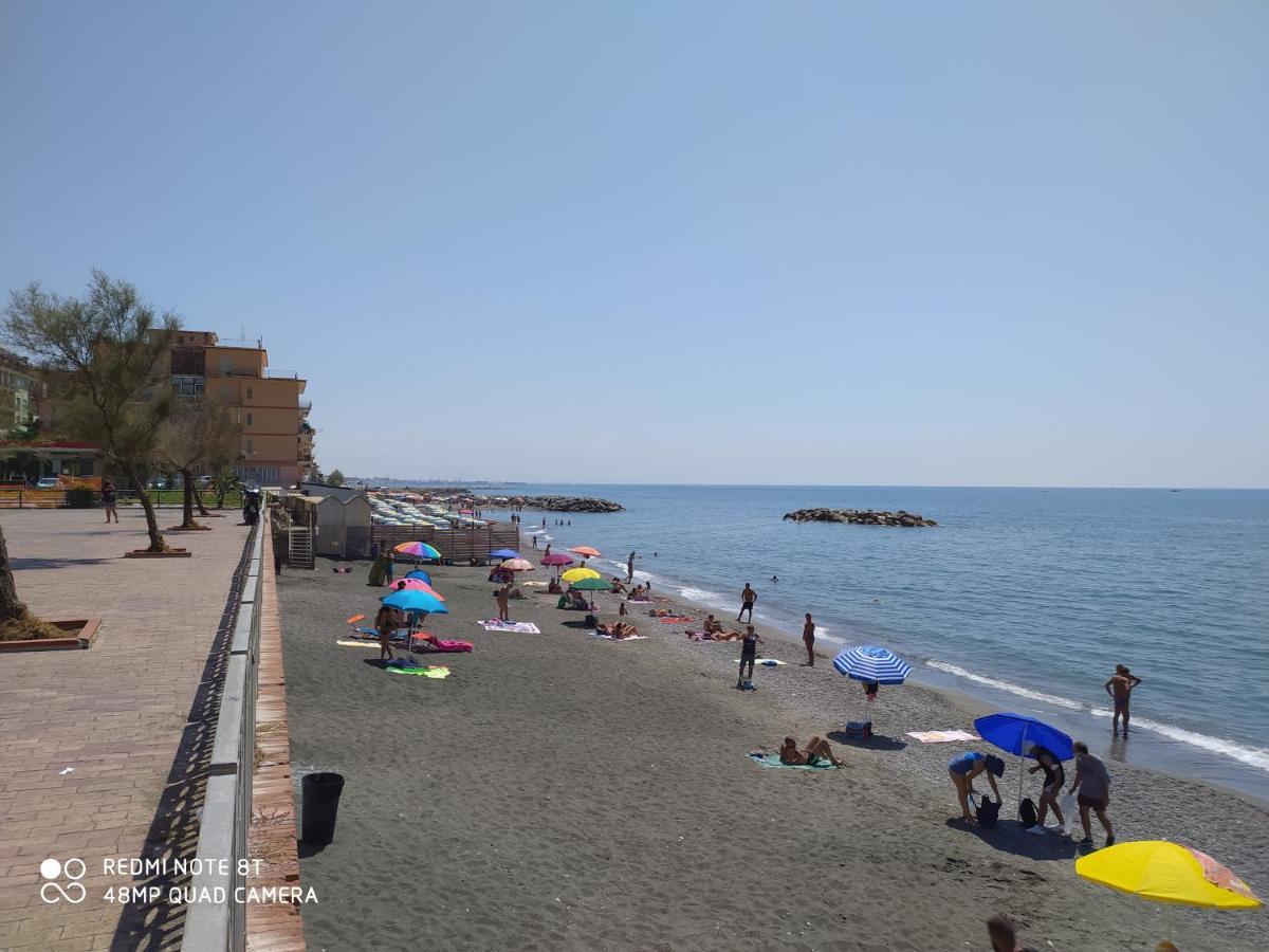 "Holiday Home" Casa Vacanze Salerno Esterno foto